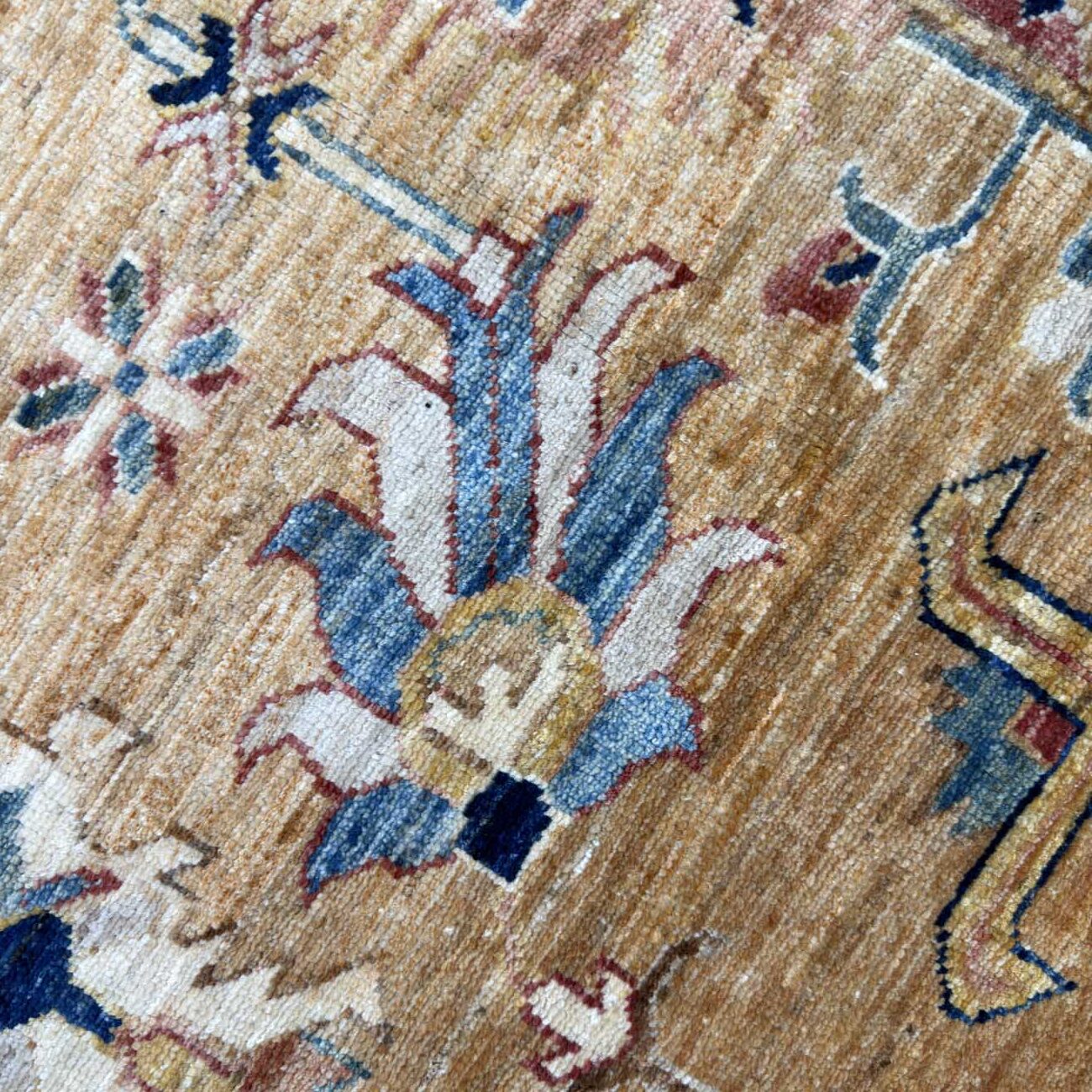 El Dokuma Kafkas Tasarım Kabile Yün Halı (275x390 cm) - Görsel 9