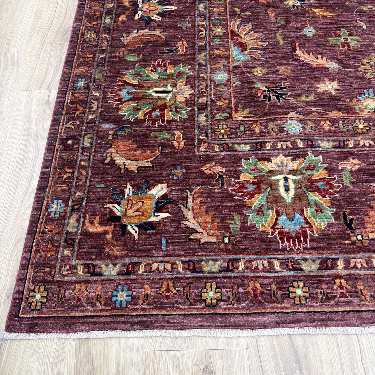 El Dokuma Mor Tasarım Sultani Yün Halı (255x310 cm) - Görsel 10