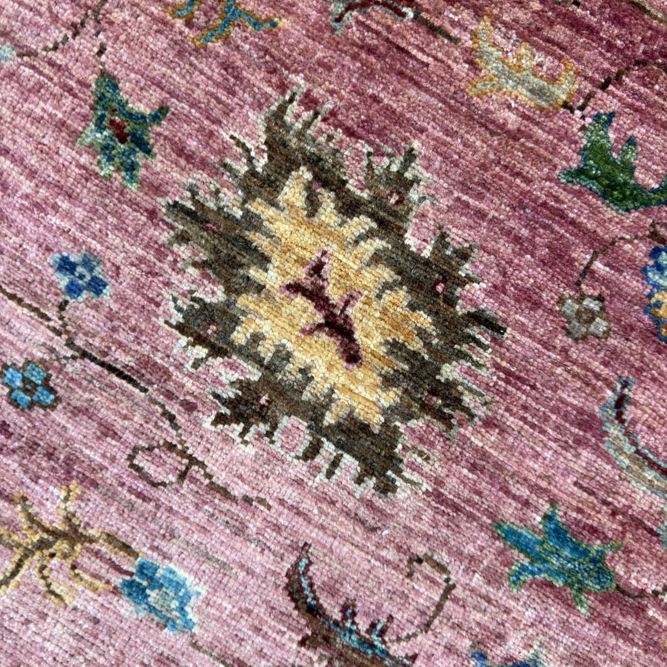 El Dokuma Pembe Sultani Yün Halı (170x230 cm) - Görsel 2