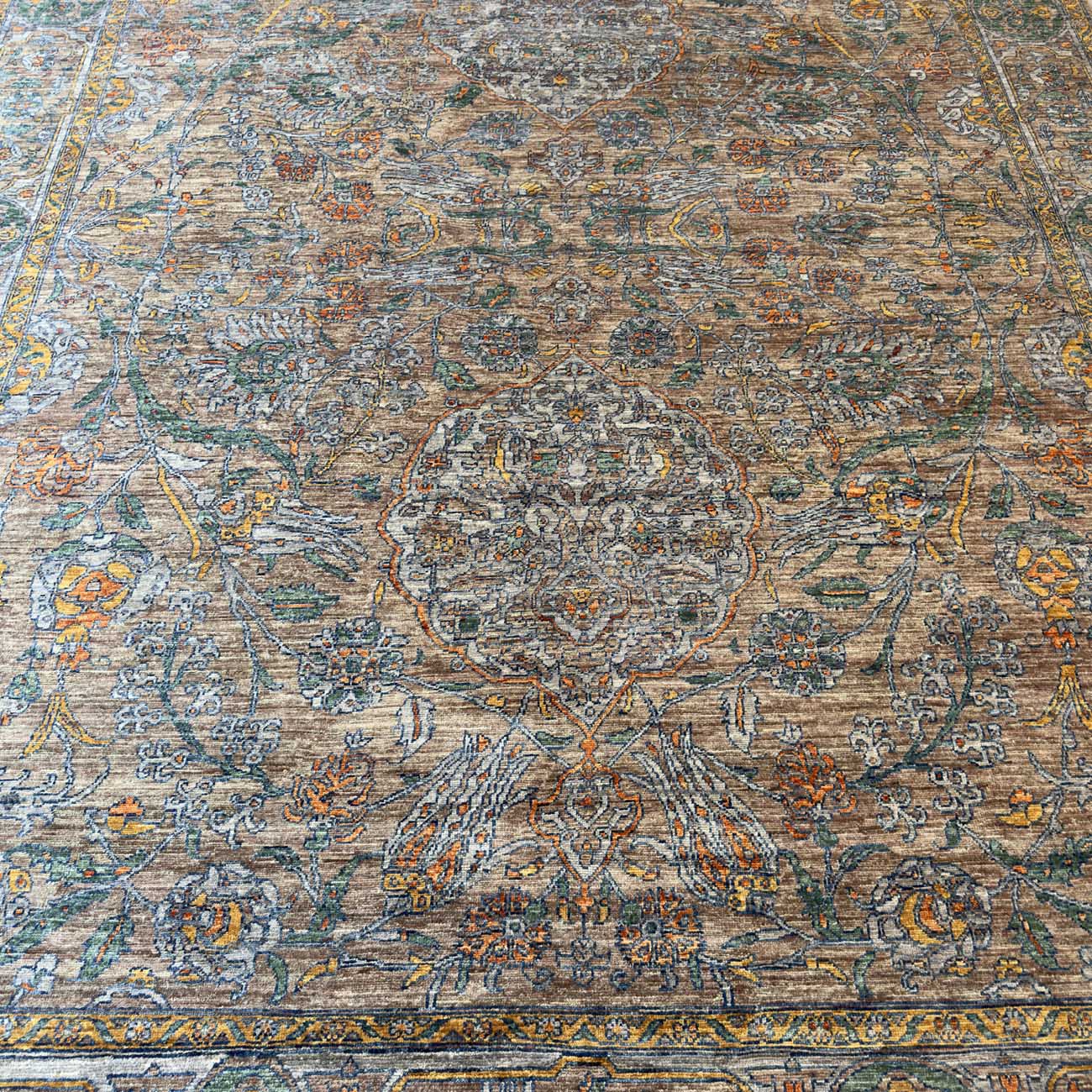 El Dokuma Özel Tasarım İran Yün Halı (275x365 cm) - Görsel 4